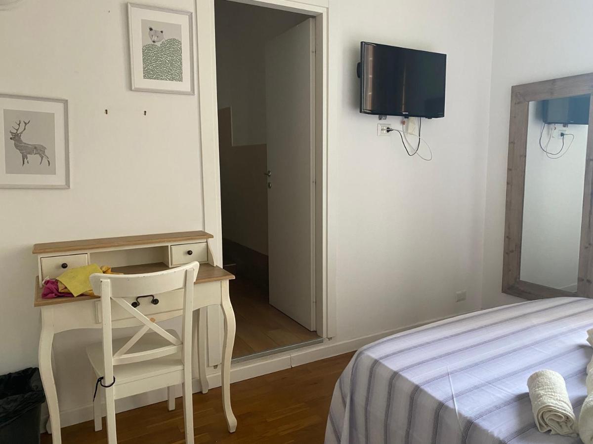 Casa de hóspedes La Rosa Di 3 In Heart Of In San Giovanni Roma